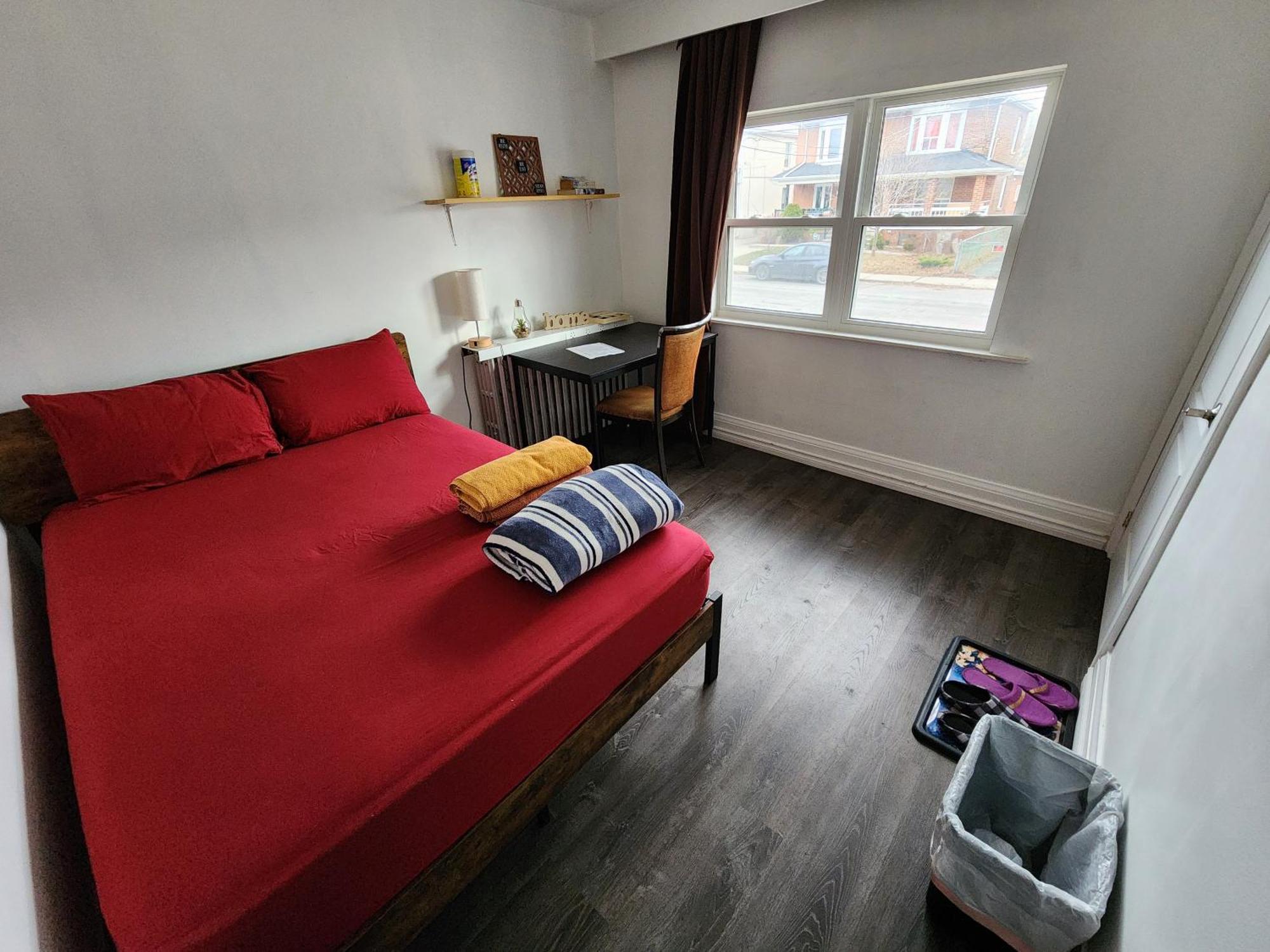 Affordable/Quiet Private Room Торонто Экстерьер фото